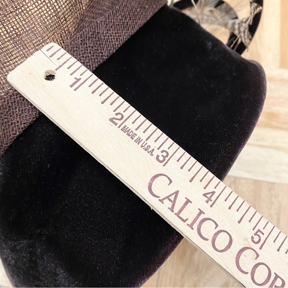 PETER BETTLEY London Chocolate Brown Straw Velvet Feather Fascinator Hat - Picture 10 of 16